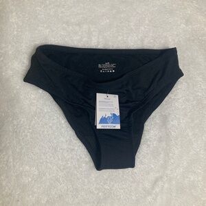 Feitycom Women’s Period Proof Menstrual Bikini Bottoms Size M